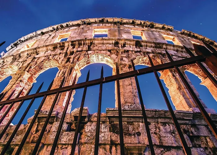 2 Bedroom Beautiful In Σπίτι διακοπών *